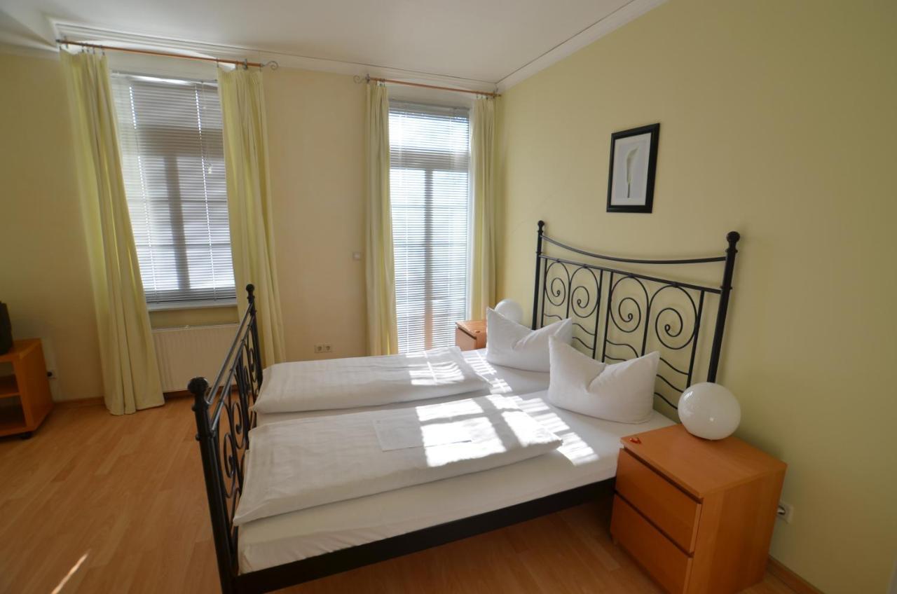 דרזדן Gaestehaus Villa Seraphinum חדר תמונה